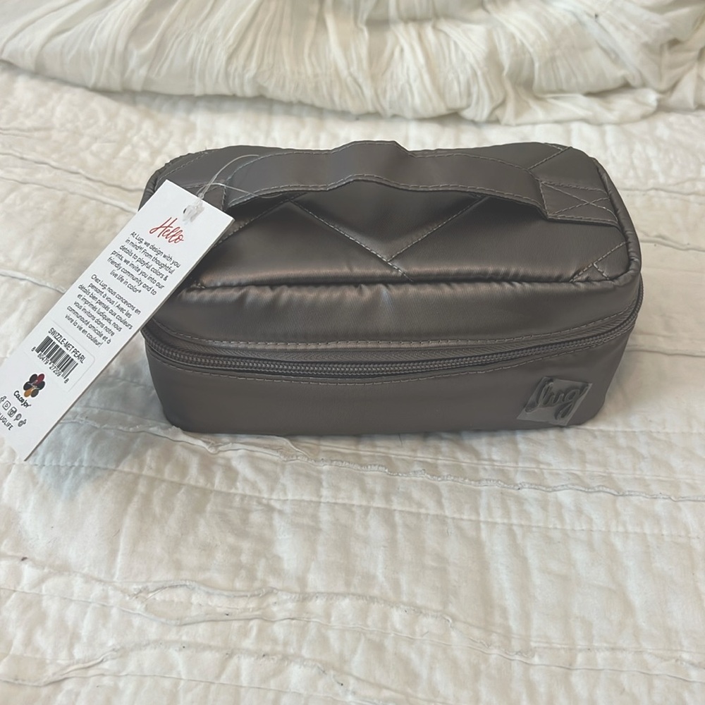 Lug Swizzle Jewelry Case- Metallic Pearl -NWT